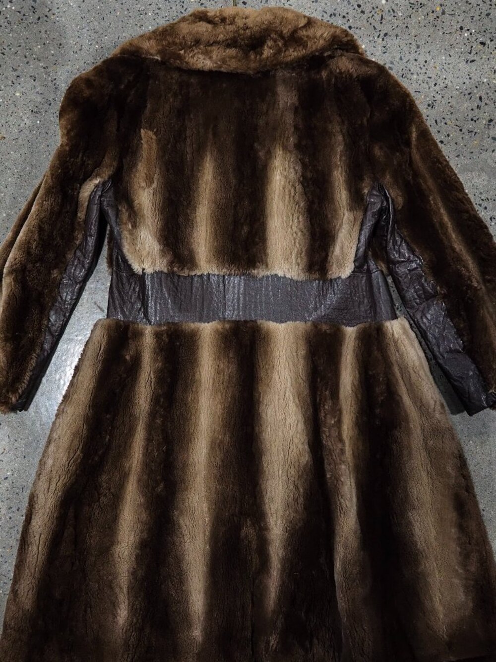 Sheared Beaver Coat - Picture 4 of 6